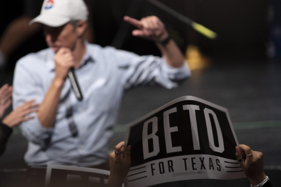 Beto O’Rourke speaks at the Performance Hall at El Centro Campus on Oct 3.
