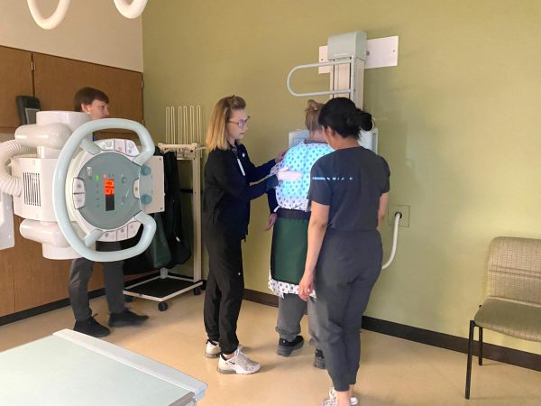 Students use X-ray machines.