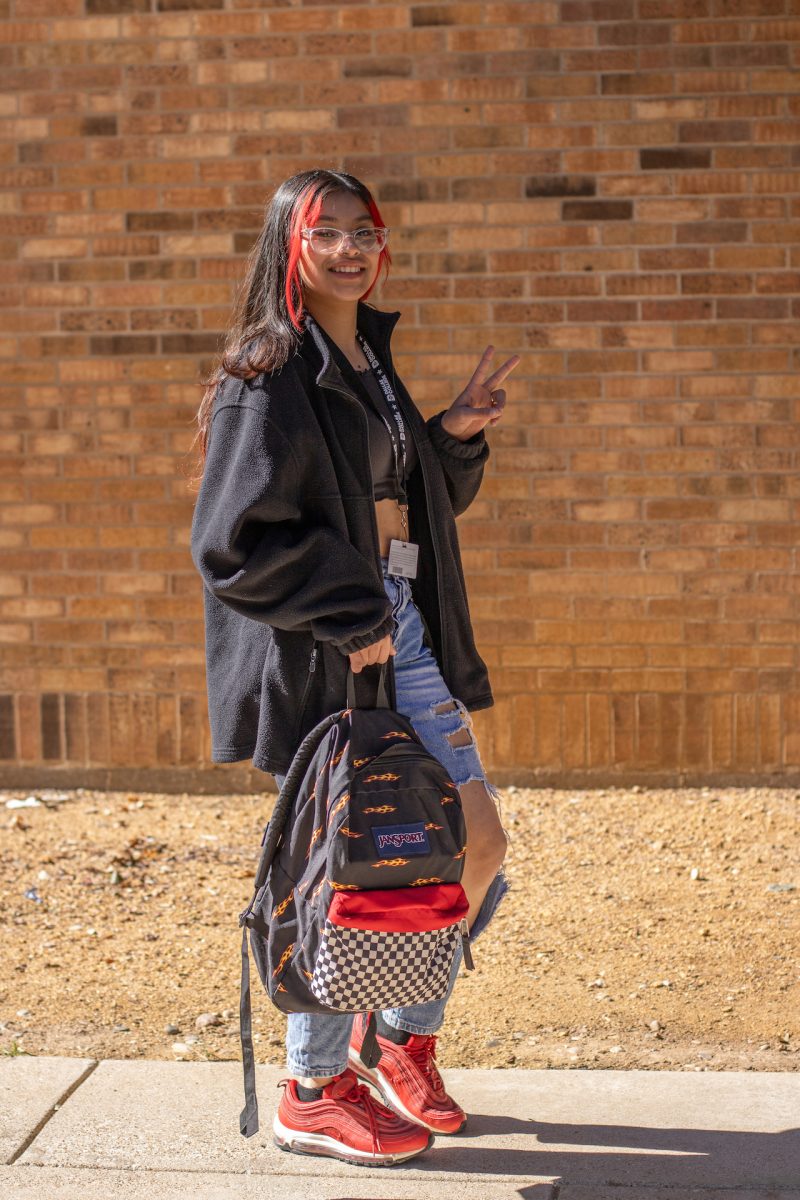 Brookhaven students showcase their JanSport backpacks.