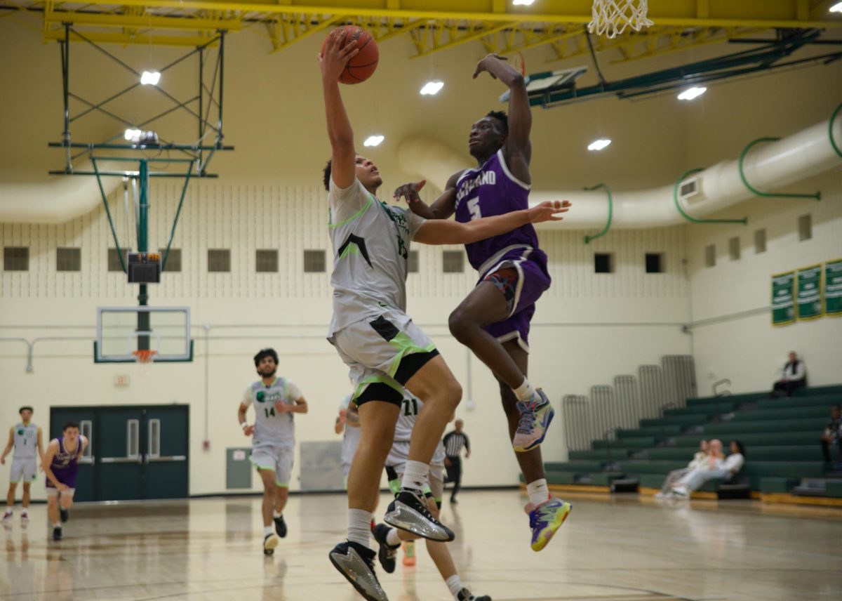 Brandon Webber makes an attempt at a basket. The Bears lost 63-60 against Richland on Jan. 21.